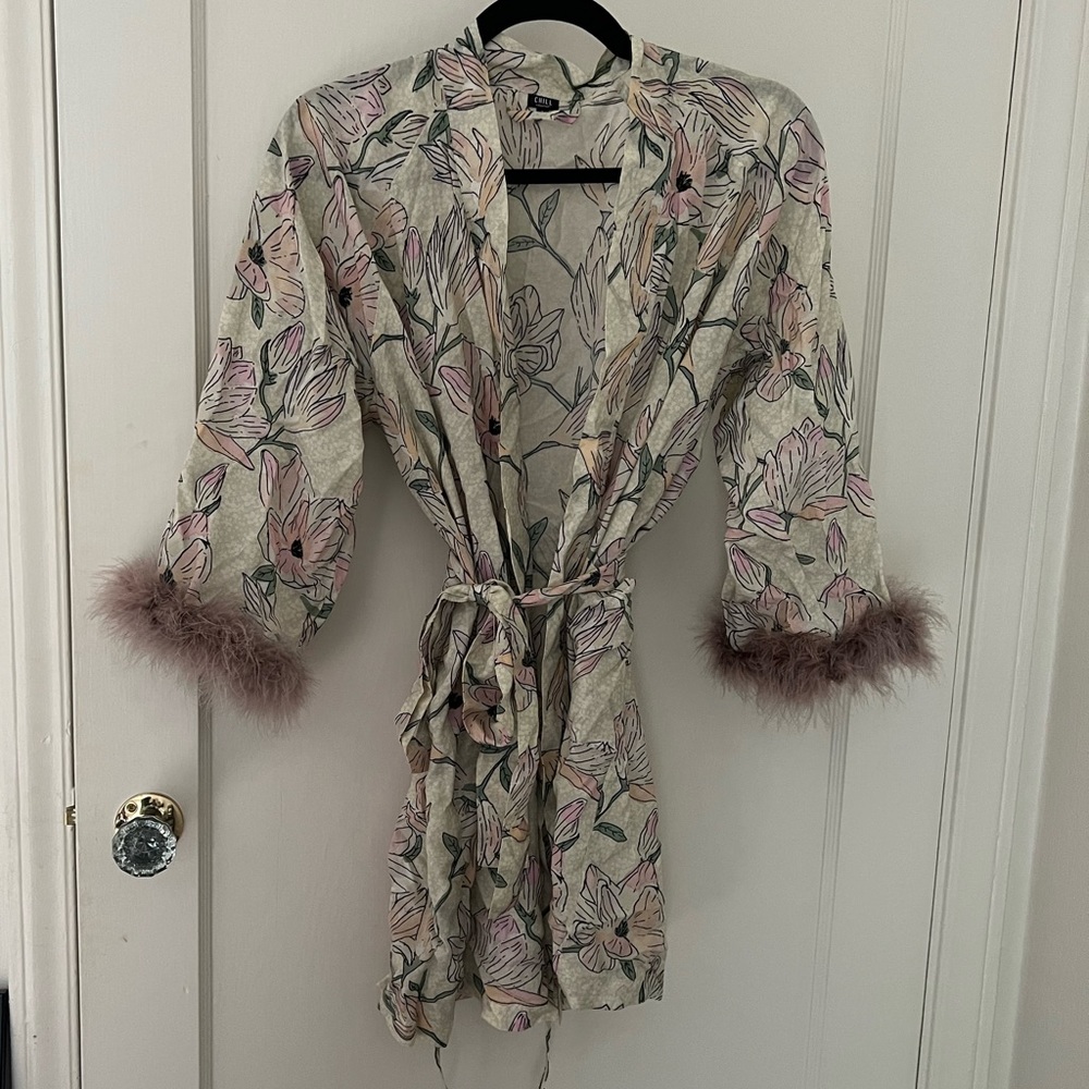 NWOT Chill by Cravings (Chrissy Tiegen) Robe